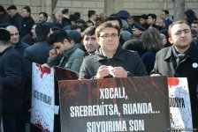 Azərbaycan ictimaiyyəti Xocalı soyqırımı qurbanlarının xatirəsini yad edir (FOTO)