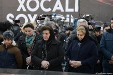 Azərbaycan ictimaiyyəti Xocalı soyqırımı qurbanlarının xatirəsini yad edir (FOTO)