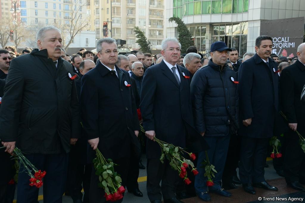 Azərbaycan ictimaiyyəti Xocalı soyqırımı qurbanlarının xatirəsini yad edir (FOTO)