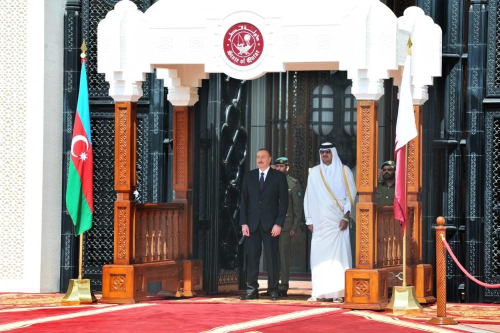 Prezident İlham Əliyevin Qətərdə rəsmi qarşılanma mərasimi olub (FOTO) (YENİLƏNİB)