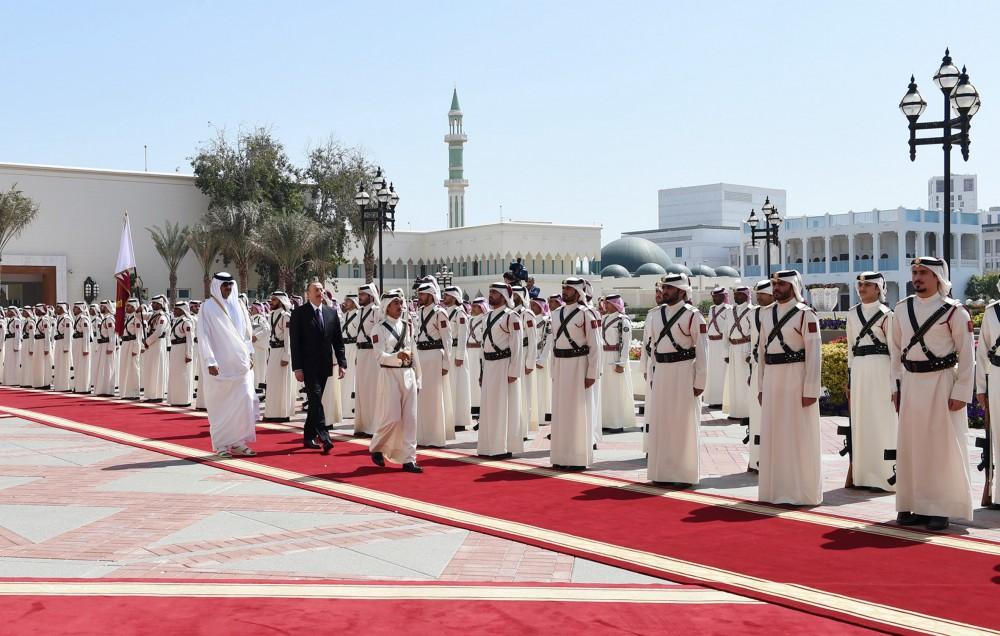 Prezident İlham Əliyevin Qətərdə rəsmi qarşılanma mərasimi olub (FOTO) (YENİLƏNİB)