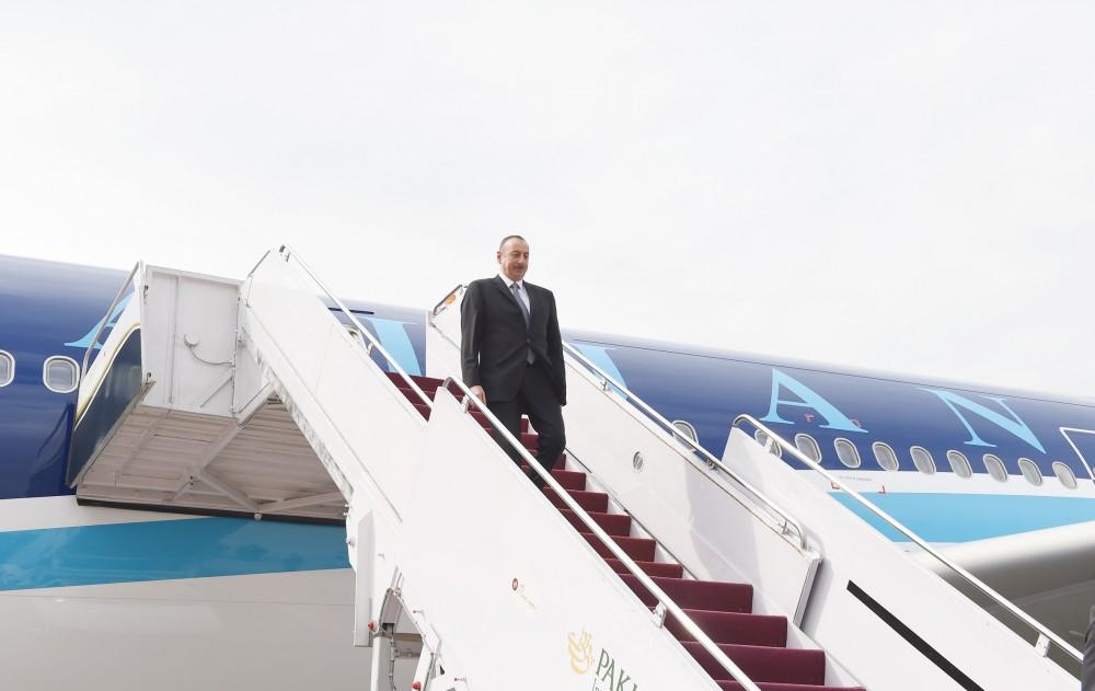 Prezident İlham Əliyev Pakistana səfərə gəlib (FOTO)