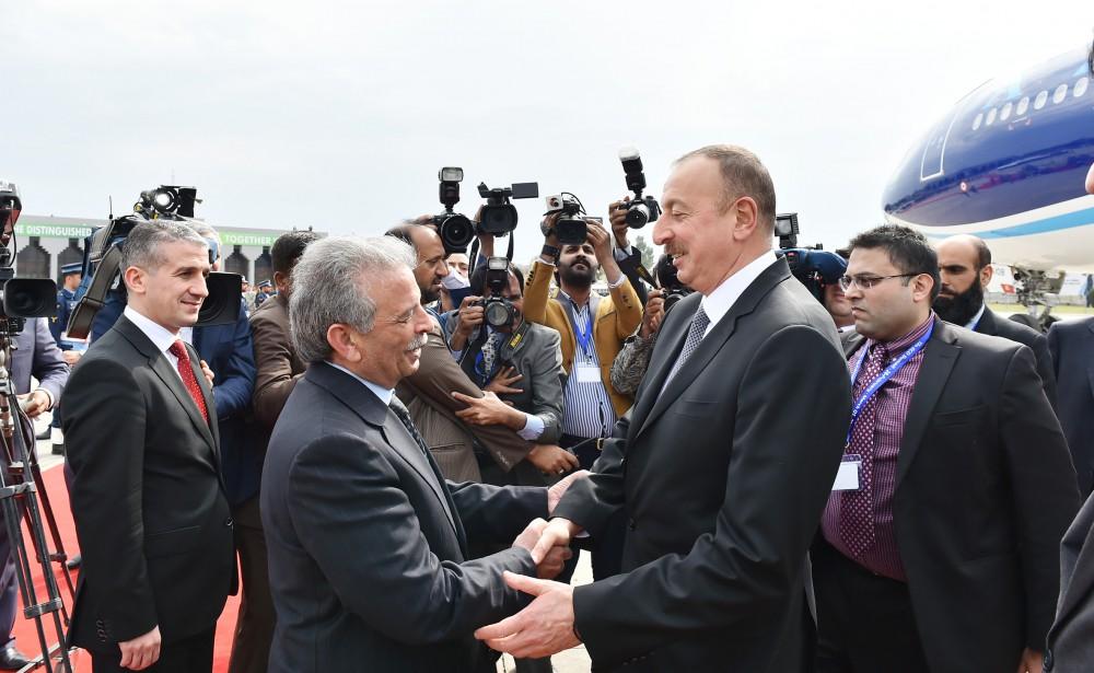 Prezident İlham Əliyev Pakistana səfərə gəlib (FOTO)