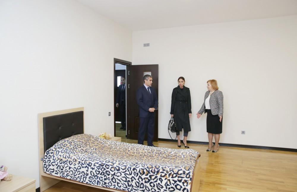 Azərbaycanın Birinci vitse-prezidenti Bilgəhdəki inteqrasiya təlimli internat məktəbinin yenidənqurmadan sonra açılışında iştirak edib (FOTO)