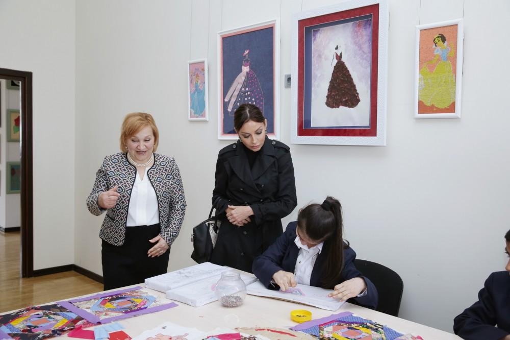 Azərbaycanın Birinci vitse-prezidenti Bilgəhdəki inteqrasiya təlimli internat məktəbinin yenidənqurmadan sonra açılışında iştirak edib (FOTO)