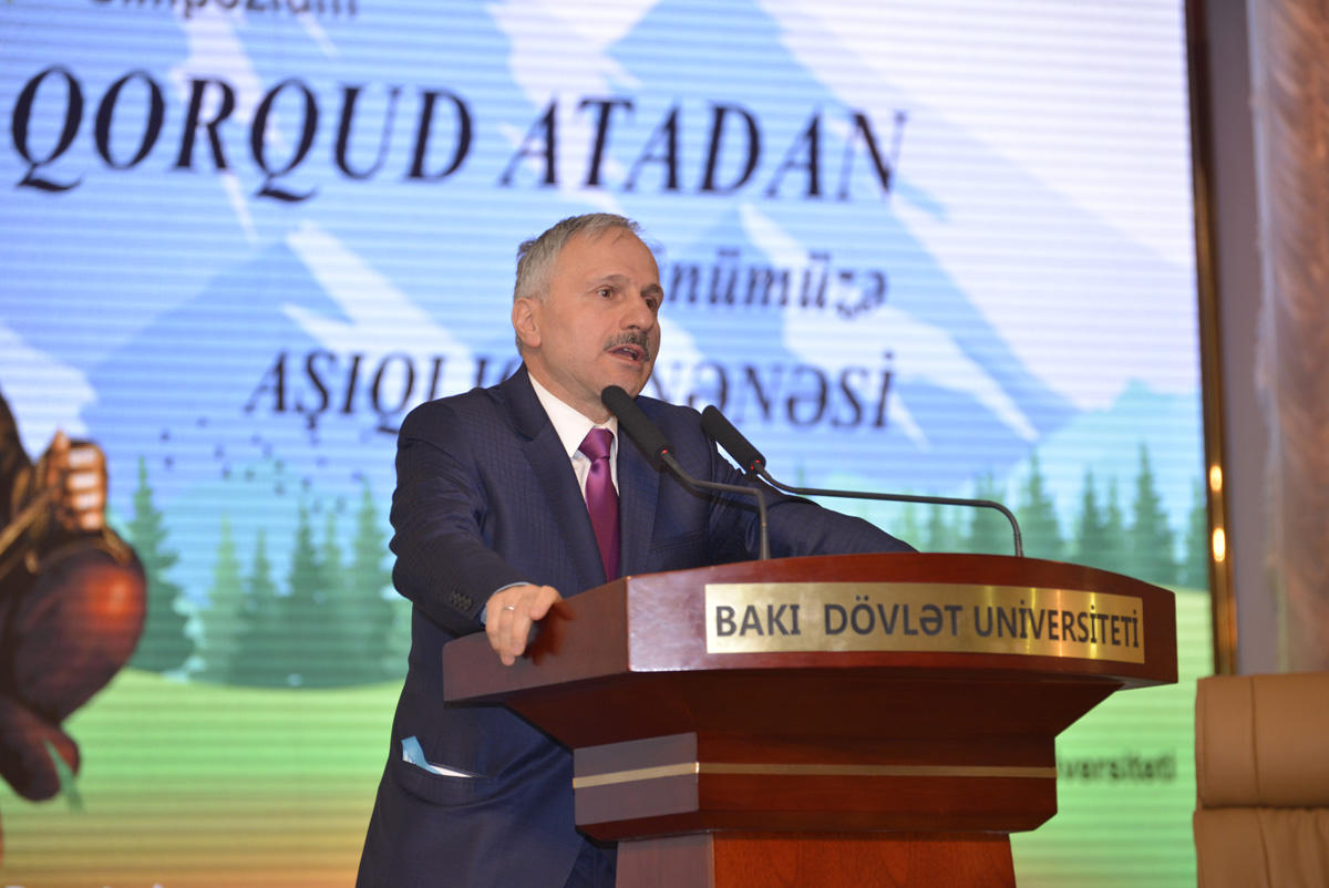 BDU-da “Qorqud atadan günümüzə aşıqlıq ənənəsi” simpoziumu başlayıb (FOTO)