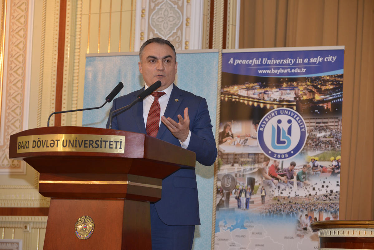 BDU-da “Qorqud atadan günümüzə aşıqlıq ənənəsi” simpoziumu başlayıb (FOTO)