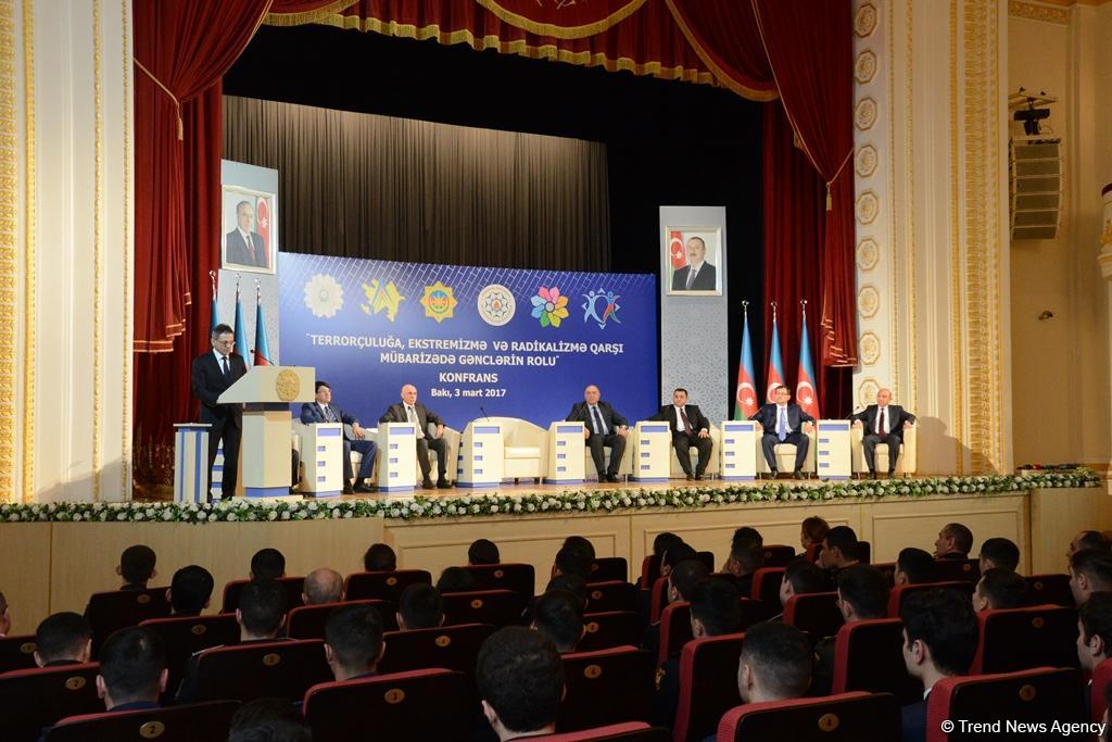 Bakıda "Terrorçuluğa, ekstremizmə və radikalizmə qarşı mübarizədə gənclərin rolu" mövzusunda konfrans keçirilib (FOTO)