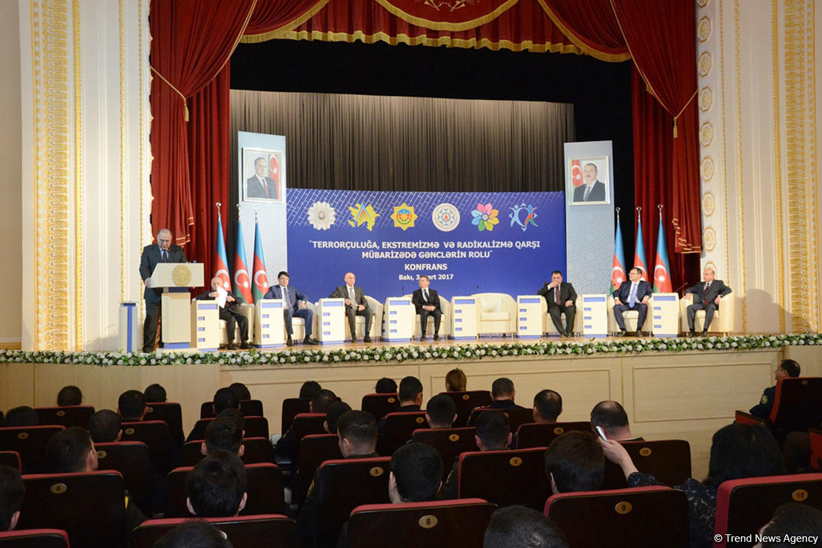 Bakıda "Terrorçuluğa, ekstremizmə və radikalizmə qarşı mübarizədə gənclərin rolu" mövzusunda konfrans keçirilib (FOTO)