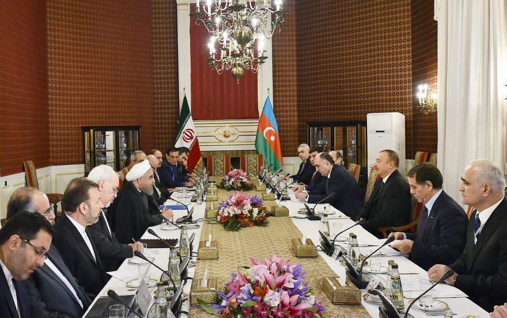 Prezident İlham Əliyev: İran-Azərbaycan əlaqələri son bir neçə il ərzində ən yüksək zirvəyə qalxıb (FOTO) (YENİLƏNİB-2)
