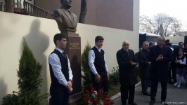 Bakıda məşhur neftçi Nikolay Baybakovun büstü açılıb (FOTO)