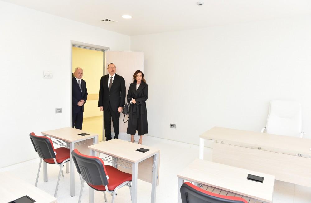 Prezident İlham Əliyev və Birinci xanım Mehriban Əliyeva "Ürək Mərkəzi"nin açılışında iştirak ediblər (FOTO) (YENİLƏNİB-2)