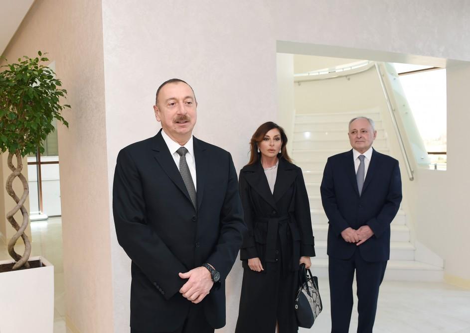 Prezident İlham Əliyev və Birinci xanım Mehriban Əliyeva "Ürək Mərkəzi"nin açılışında iştirak ediblər (FOTO) (YENİLƏNİB-2)