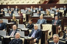 Birinci vitse-prezident Mehriban Əliyeva: "Azərbaycanın müstəqilliyinin qorunması, ölkəmizin hərtərəfli inkişafı üçün tam gücümlə çalışacağam" (YENİLƏNİB-2) (FOTO)