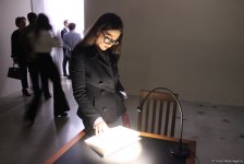 YARAT-da Orxan Hüseynovun "Əziz Sevgilim" adlı ilk iri miqyaslı fərdi sərgisi açılıb (FOTO)