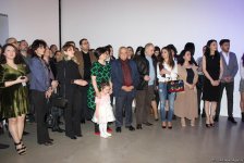 YARAT-da Orxan Hüseynovun "Əziz Sevgilim" adlı ilk iri miqyaslı fərdi sərgisi açılıb (FOTO)