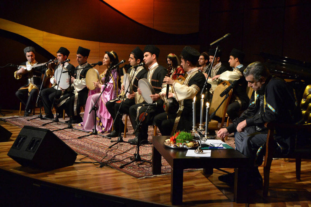 Beynəlxalq Muğam Mərkəzində "Bayatı-şıraz" dəstgahı adlı konsert proqramı keçirilib (FOTO)