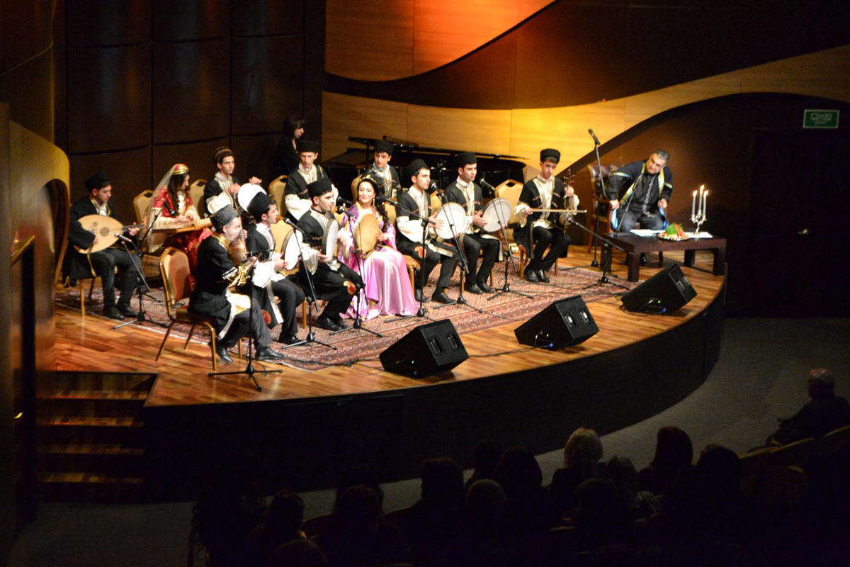 Beynəlxalq Muğam Mərkəzində "Bayatı-şıraz" dəstgahı adlı konsert proqramı keçirilib (FOTO)