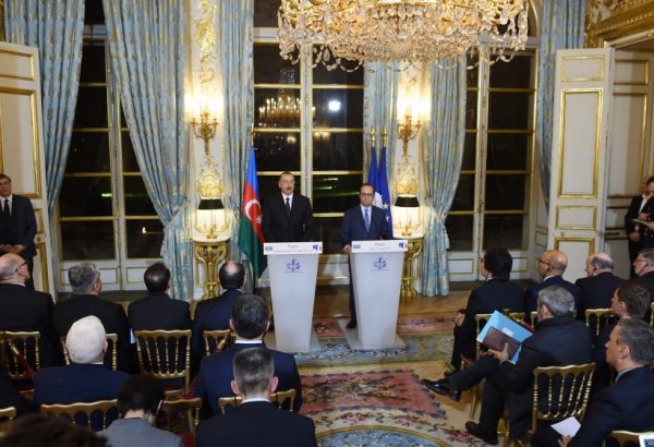 Fransa Prezidenti: Dağlıq Qarabağ münaqişəsinin həlli yolunu tapmaq mümkündür