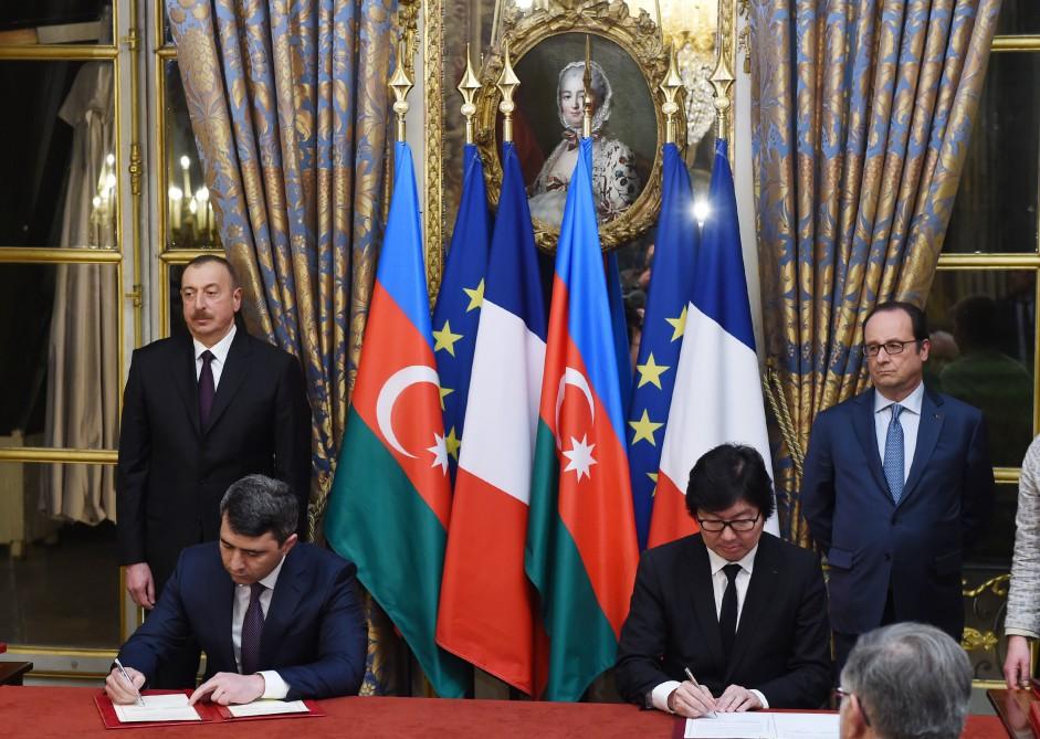 Azərbaycan-Fransa sənədləri imzalanıb (FOTO)