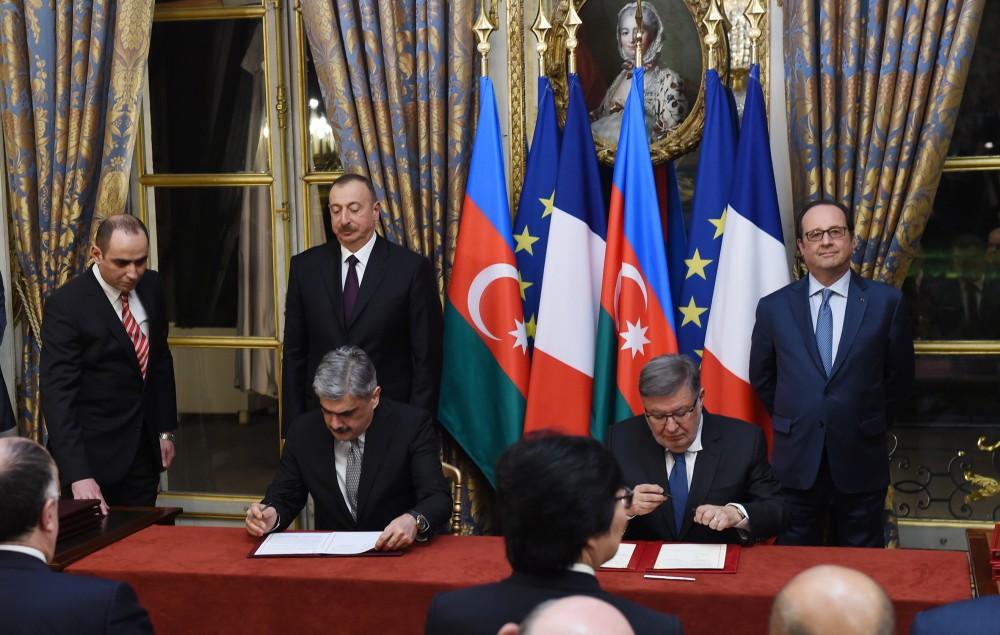 Azərbaycan-Fransa sənədləri imzalanıb (FOTO)