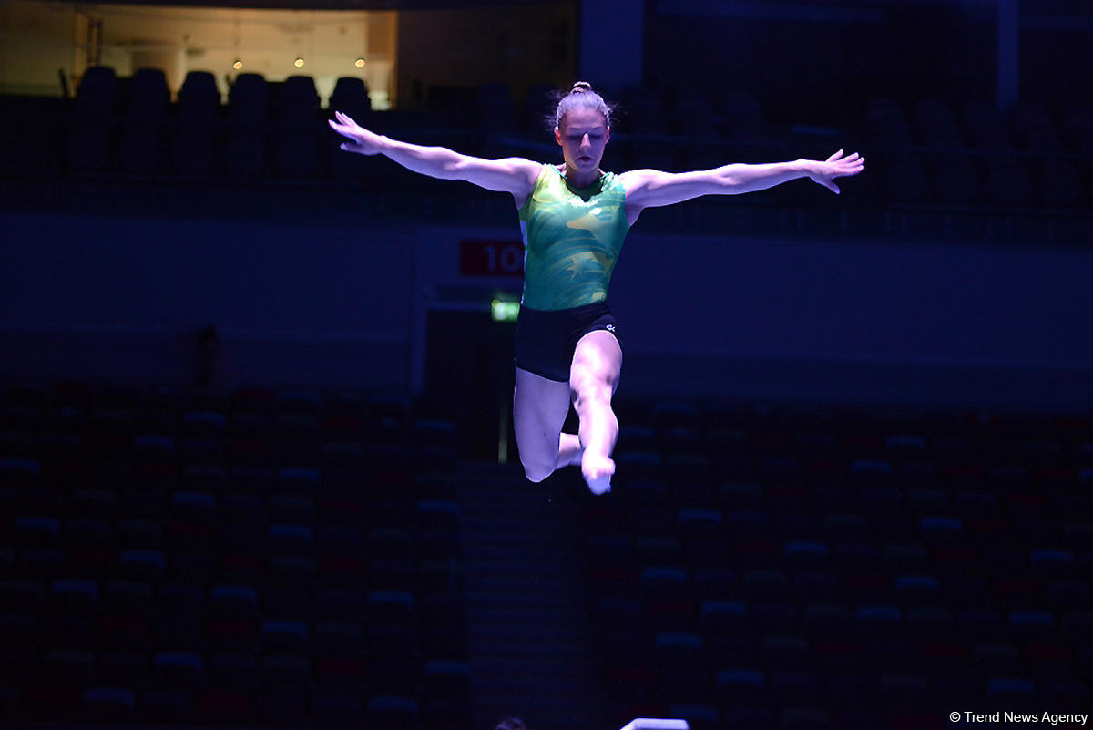 Bakıda idman gimnastikası üzrə Dünya Kuboku iştirakçılarının podium məşqləri başlayıb (FOTO)