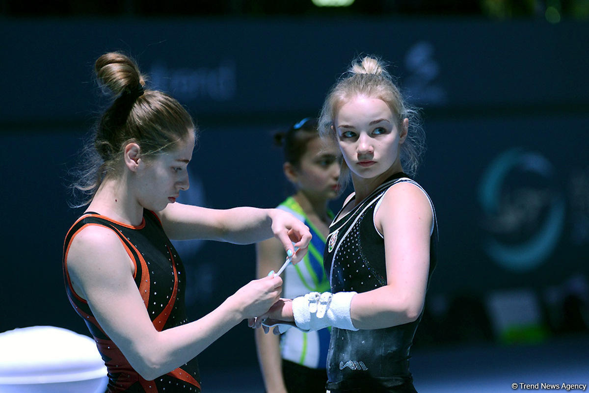 Bakıda idman gimnastikası üzrə Dünya Kuboku iştirakçılarının podium məşqləri başlayıb (FOTO)