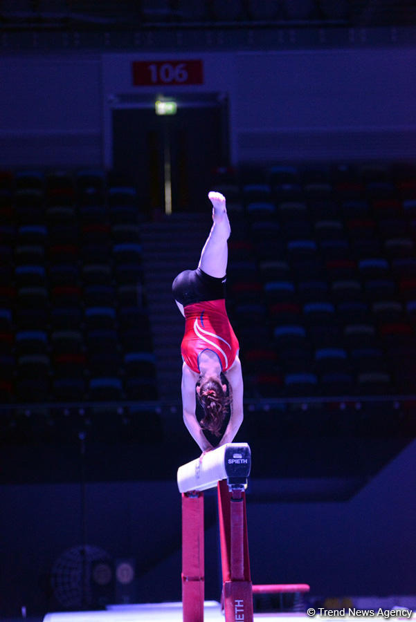 Bakıda idman gimnastikası üzrə Dünya Kuboku iştirakçılarının podium məşqləri başlayıb (FOTO)