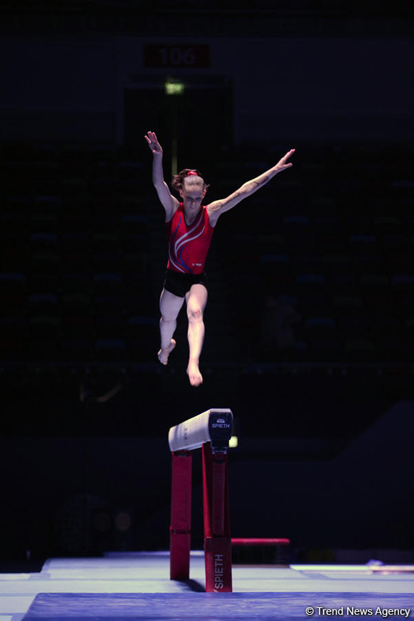 Bakıda idman gimnastikası üzrə Dünya Kuboku iştirakçılarının podium məşqləri başlayıb (FOTO)