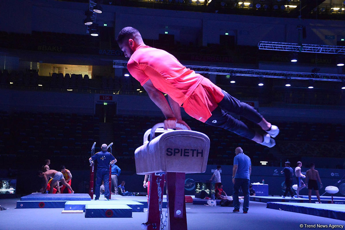 Bakıda idman gimnastikası üzrə Dünya Kuboku iştirakçılarının podium məşqləri başlayıb (FOTO)