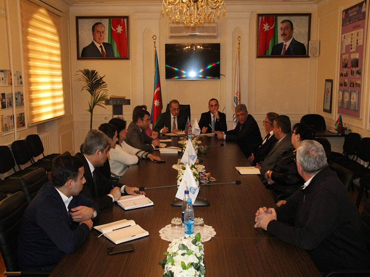 Nardaran əsilli elm adamları və din alimlərinin irsi öyrənilir (FOTO)