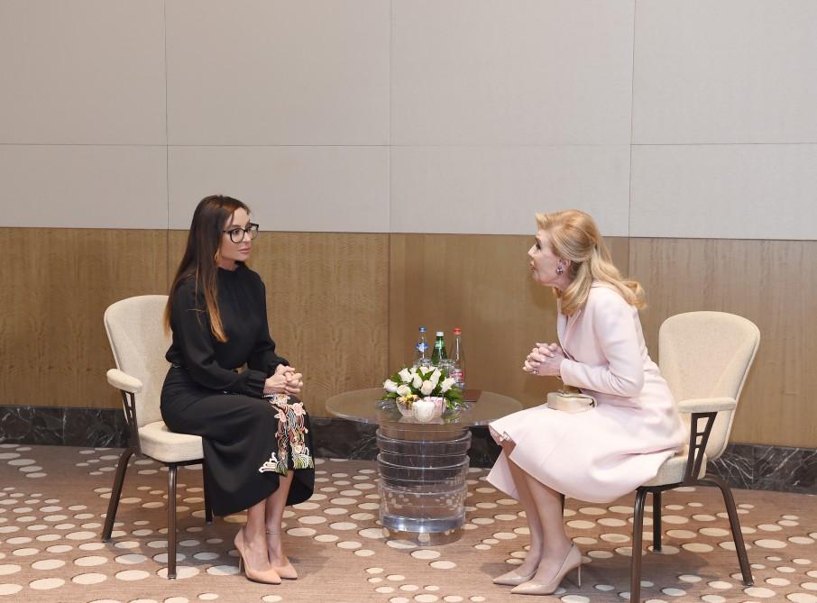 Mehriban Əliyeva UNESCO-nun xoşməramlı səfiri Marianna Vardinoyannis ilə görüşüb (FOTO)