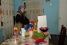 Heydər Əliyev Fondunun təşəbbüsü ilə aztəminatlı ailələrə Novruz sovqatları paylanılıb (FOTO)