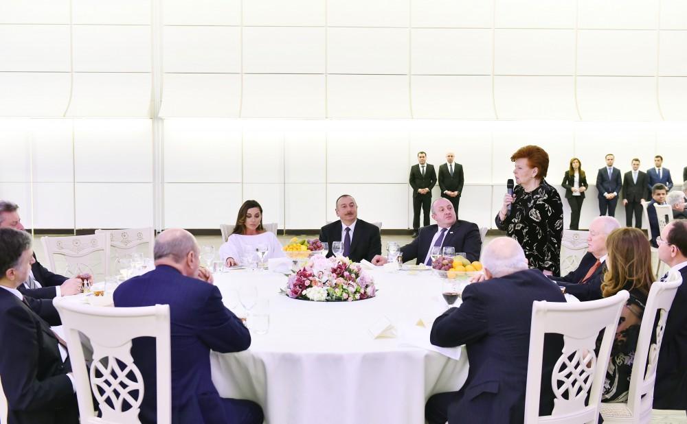 V Qlobal Bakı Forumunun iştirakçılarının şərəfinə ziyafət verilib (FOTO) (YENİLƏNİB 2)