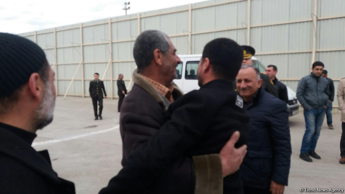 12, 6 və 14 saylı cəzaçəkmə müəssisələrindən 75 məhkum azadlığa buraxılıb (YENİLƏNİB 2) (FOTO)
