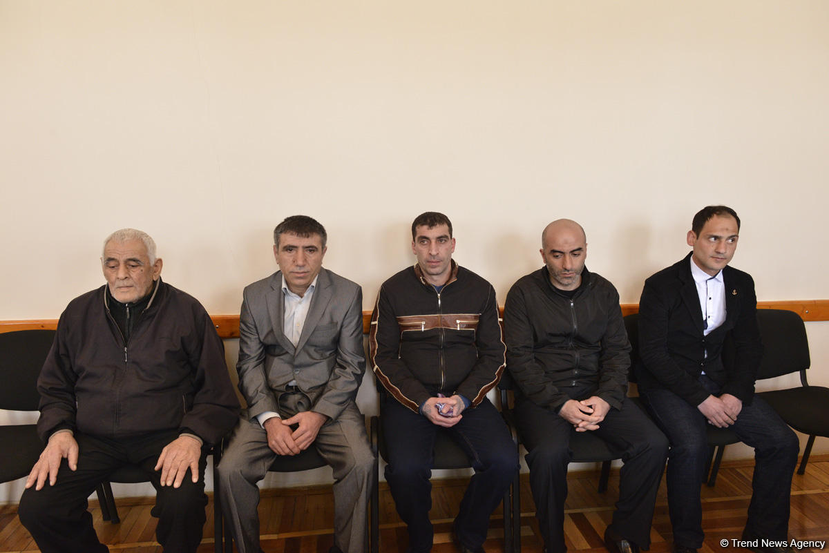 12, 6 və 14 saylı cəzaçəkmə müəssisələrindən 75 məhkum azadlığa buraxılıb (YENİLƏNİB 2) (FOTO)