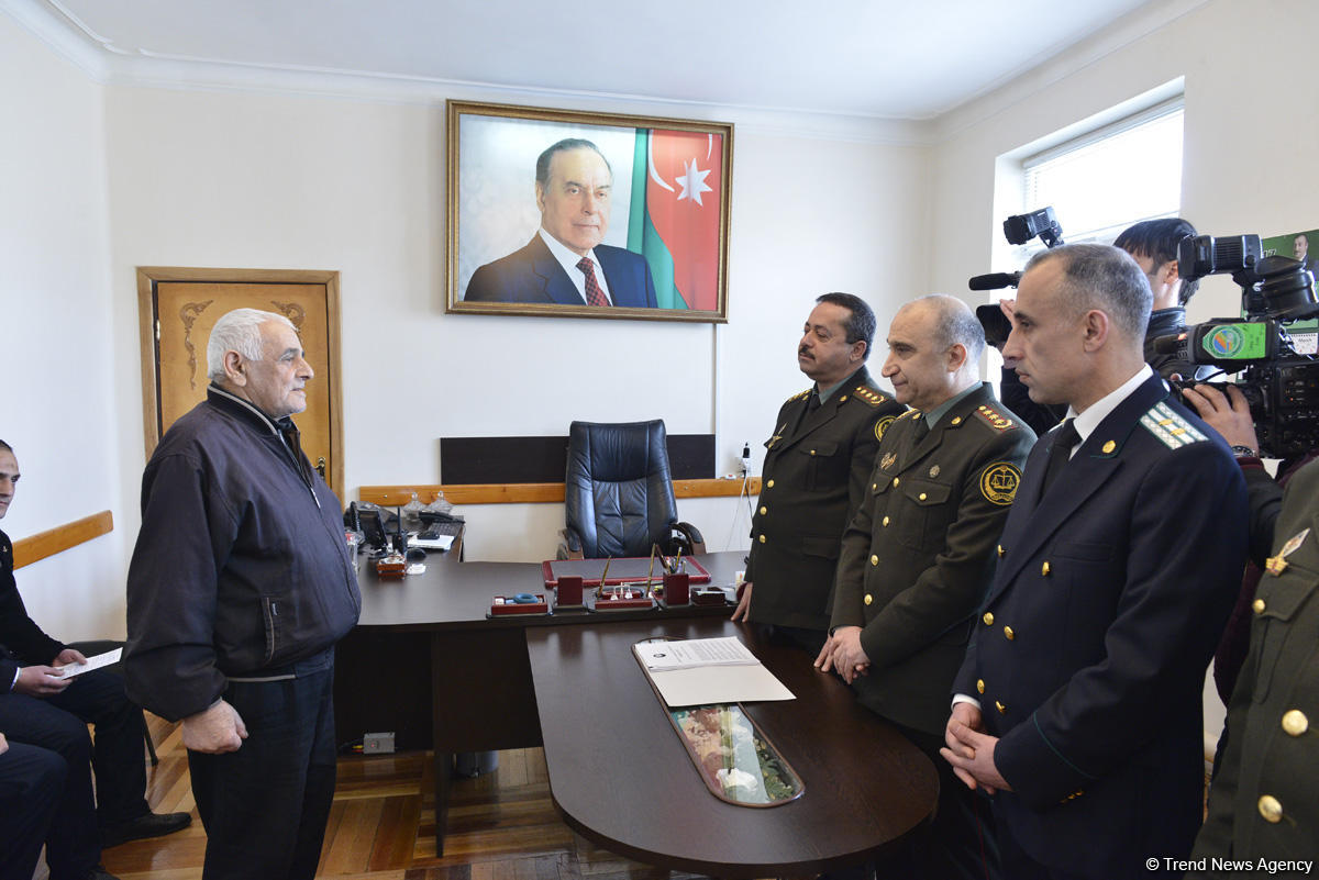 12, 6 və 14 saylı cəzaçəkmə müəssisələrindən 75 məhkum azadlığa buraxılıb (YENİLƏNİB 2) (FOTO)