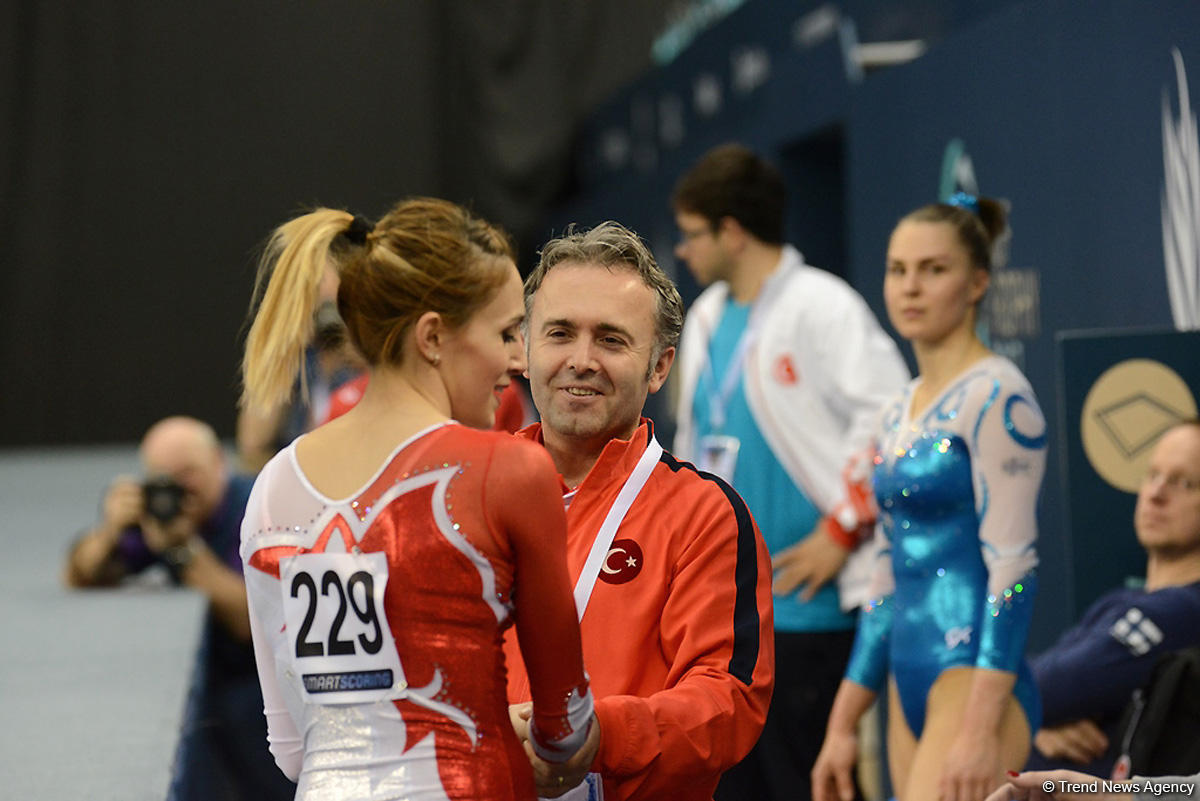 Bakıda idman gimnastikası üzrə Dünya Kubokunun ikinci günü başladı (FOTO)