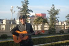 Baharın bir anı - Gəncədə (FOTO)