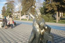 Baharın bir anı - Gəncədə (FOTO)