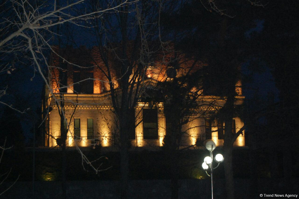 Baharın bir anı - Gəncədə (FOTO)
