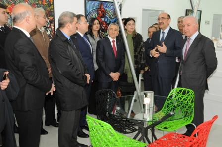 Azərbaycanda  yeni konsepsiyalı ilk kompleks - kitabxana açılıb (FOTO)
