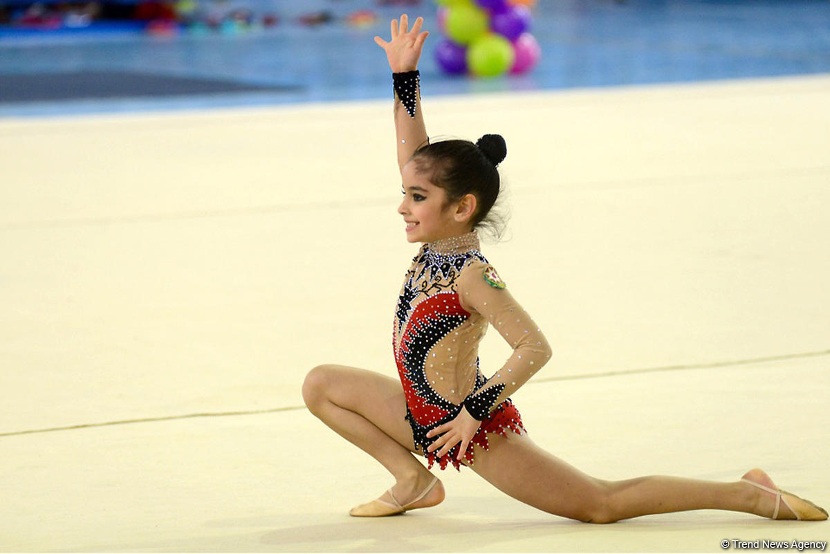Bədii gimnastika üzrə "Zabrat Kuboku" açıq birinciliyi keçirilib (FOTO)