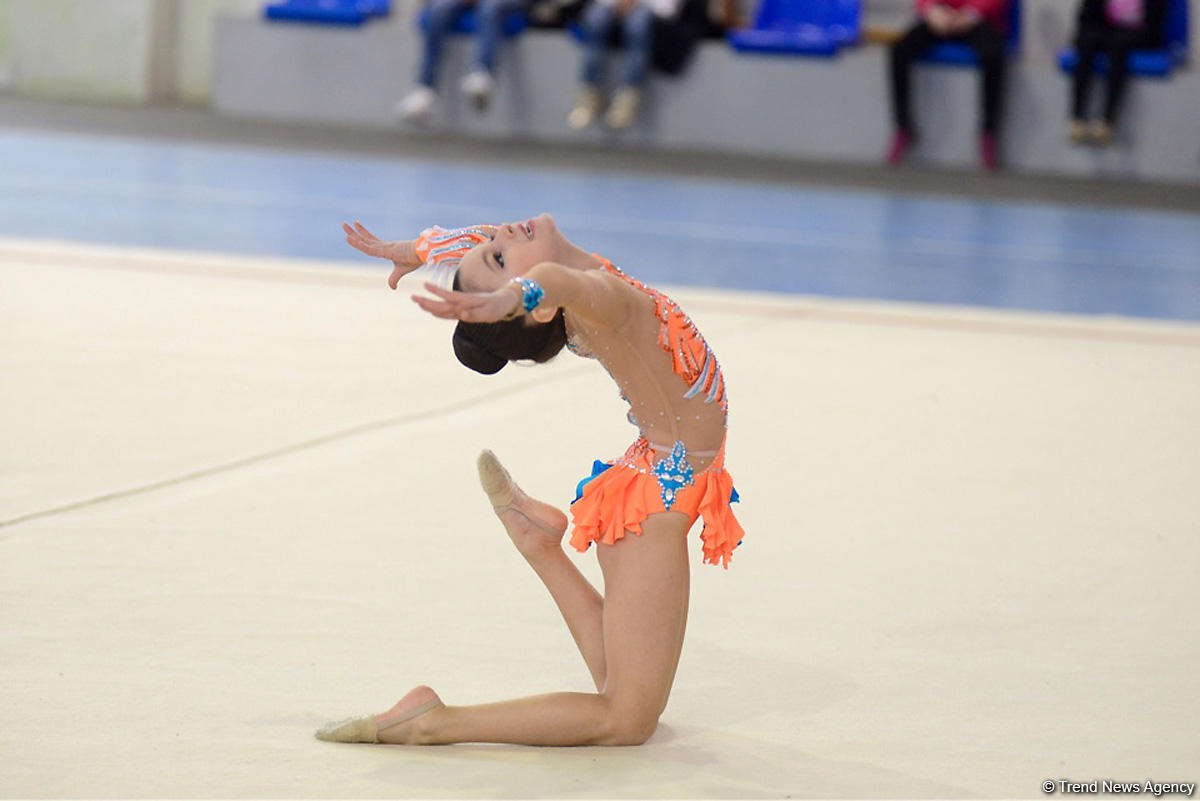 Bədii gimnastika üzrə "Zabrat Kuboku" açıq birinciliyi keçirilib (FOTO)