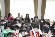 Leyla Əliyeva sağlamlıq imkanları məhdud uşaqlar üçün xüsusi internat məktəblərində olub (FOTO)