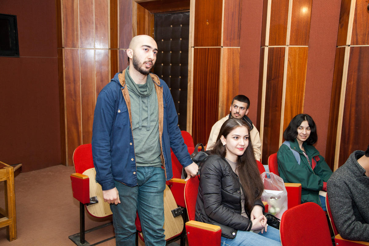 İkinci Buktreyler Festivalı iştirakçıları üçün master klasslar keçirilib (FOTO)