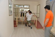 2016-cı ilin aprel döyüşlərində yaralanmış əsgər və zabitlər Mehriban Əliyevanın təşəbbüsü ilə yüksək texnologiyalı protezlərlə təmin edilib (FOTO/VİDEO)
