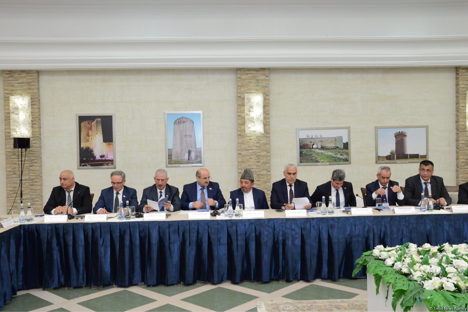 Bakıda "Erməni soyqırımı" real tarix, yaxud tarixin yalanı" konfransı keçirilib (FOTO)