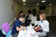 Nümayəndə heyətləri bədii gimnastika üzrə Dünya Kuboku üçün akkreditasiyadan keçir (FOTO)