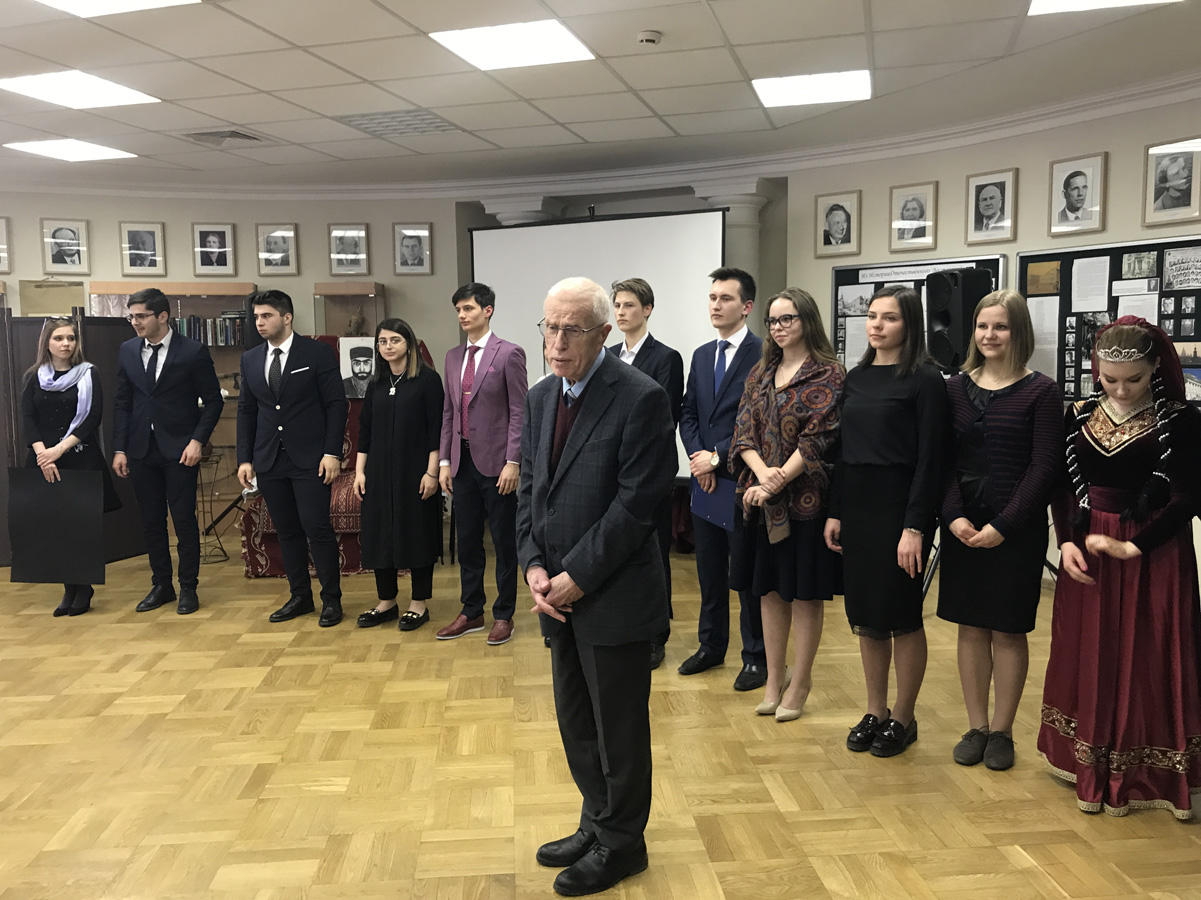 Heydər Əliyev Fondunun vitse-prezidenti Leyla Əliyeva MDU nəzdində Asiya və Afrika Ölkələri İnstitutunda olub (FOTO)